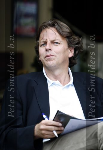 Amsterdam 12 augustus 2009
Bert Koenders op terras in amsterdam.
Peter Smulders bv