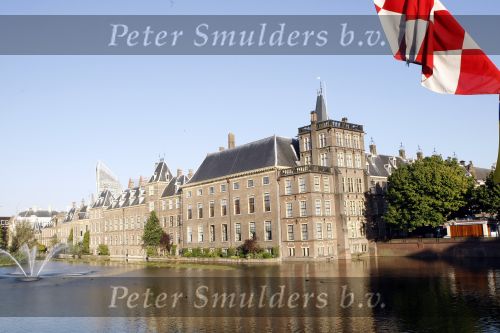 Den Haag 31 augustus 2009
de hofvijver bij het binnenhof.
Peter Smulders bv