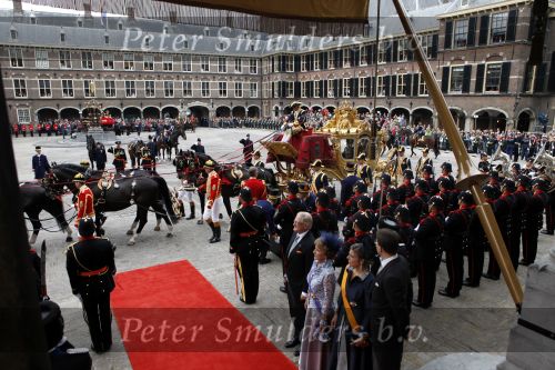Den Haag 15 september 2009
Prinsjesdag op het binnenhof en de balkonscene op paleis Noordeinde met Koningin Beatrix Prinses Maxima Prins Willem Alexander Prins Constantijn Prinses Laurentien Prinses Margriet en Pieter v Vollenhoven
Peter Smulders bv