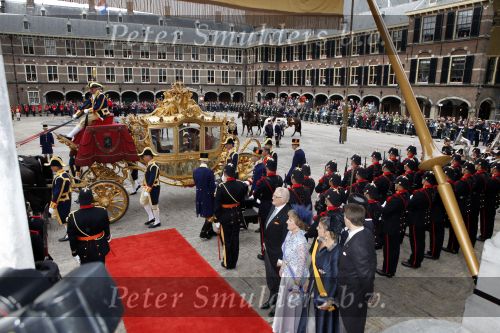 Den Haag 15 september 2009
Prinsjesdag op het binnenhof en de balkonscene op paleis Noordeinde met Koningin Beatrix Prinses Maxima Prins Willem Alexander Prins Constantijn Prinses Laurentien Prinses Margriet en Pieter v Vollenhoven
Peter Smulders bv