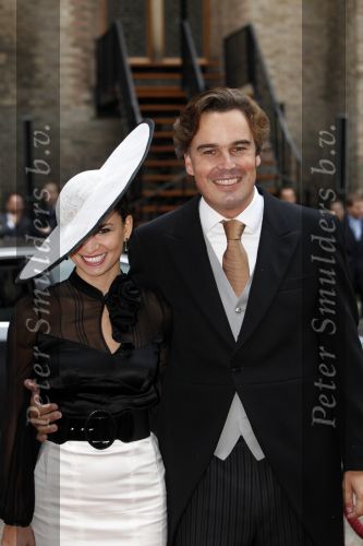 Den Haag 15 september 2009
Prinsjesdag op het binnenhof met alle hoedjes. Camiel Eurlings met zijn vriendin Eniko Borbely
Peter Smulders bv
