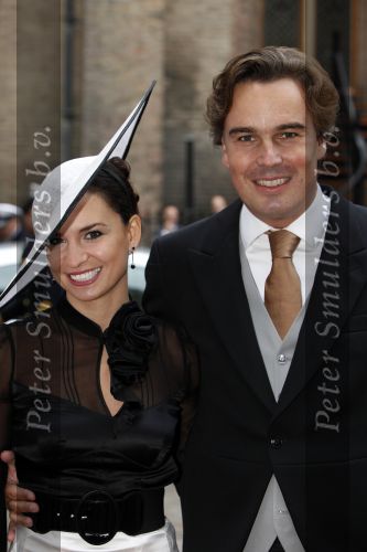 Den Haag 15 september 2009
Prinsjesdag op het binnenhof met alle hoedjes. Camiel Eurlings met zijn vriendin Eniko Borbely
Peter Smulders bv