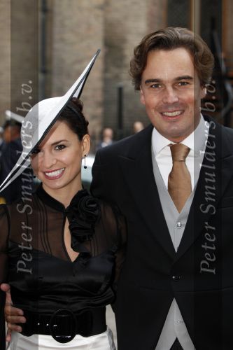 Den Haag 15 september 2009
Prinsjesdag op het binnenhof met alle hoedjes. Camiel Eurlings met zijn vriendin Eniko Borbely
Peter Smulders bv