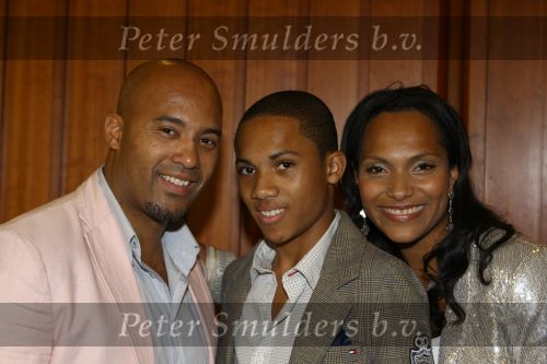 Amsterdam, 30 Augustus 2009
Modeshow Paul Schulten waar ook Christina Curry, de dochter van Adam en Patricia Paay als mannequin liep.
Dean Gorre met vrouw en oudste zoon
Peter Smulders BV