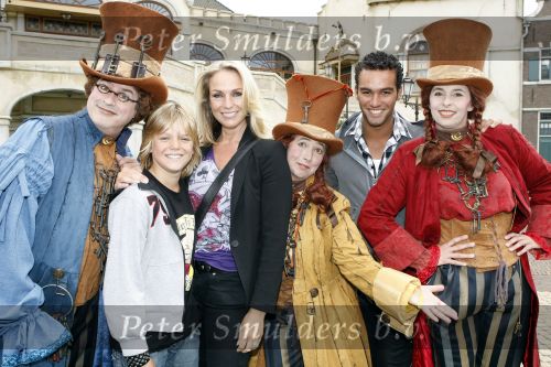 Kaatsheuvel 2 augustus 2009
Premiere show in de efteling. Deon met Astrid
Peter Smulders bv