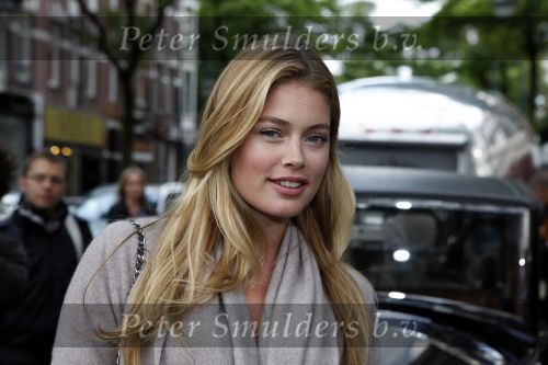 Amsterdam 3 september 2009
Opening Repeat winkel door Doutzen Kroes.
Peter Smulders bv