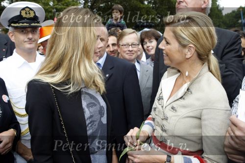 New York 12 september 2009
Prins Willem Alexander en prinses Maxima in New York voor NYC 400.
Vandaag bezochten ze Governors Island en de parade. Doutzen Kroes en John Jorritsma
Peter Smulders bv