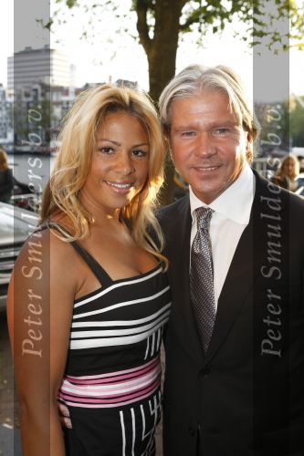 Amsterdam 13 september 2009
Premiere mamma mia in carre. Dries  Roelvink met vriendin
Peter Smulders bv