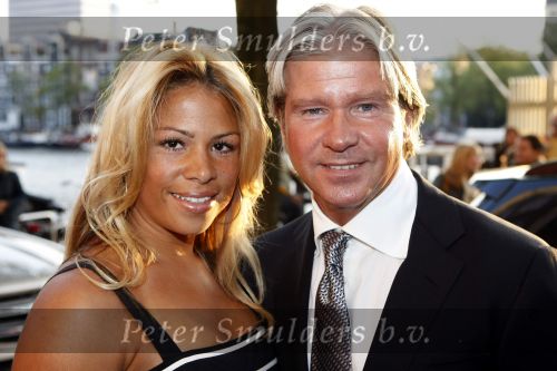 Amsterdam 13 september 2009
Premiere mamma mia in carre. Dries  Roelvink met vriendin
Peter Smulders bv