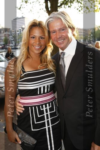 Amsterdam 13 september 2009
Premiere mamma mia in carre. Dries  Roelvink met vriendin
Peter Smulders bv