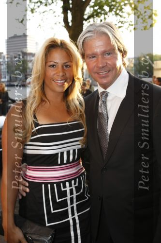 Amsterdam 13 september 2009
Premiere mamma mia in carre. Dries  Roelvink met vriendin
Peter Smulders bv