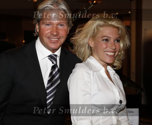Noordwijk, 28 Augustus 2009
Miljonair Fair bij Hotel Huis ter Duin
Dries Roelvink en Judith Osborn
Foto Peter Smulders BV