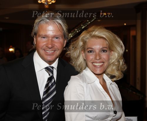 Noordwijk, 28 Augustus 2009
Miljonair Fair bij Hotel Huis ter Duin
Dries Roelvink en Judith Osborn
Foto Peter Smulders BV