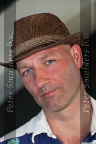 Bussim, 24 Augustus 2009
\'t Spant Perspresentatie RTL Winetrseizoen 2009/2010
Eddy Zoey
Foto Peter Smulders