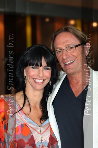 Bussim, 24 Augustus 2009
\'t Spant Perspresentatie RTL Winetrseizoen 2009/2010
Eric v Tijn en Sandra Schuurhof
Foto Peter Smulders