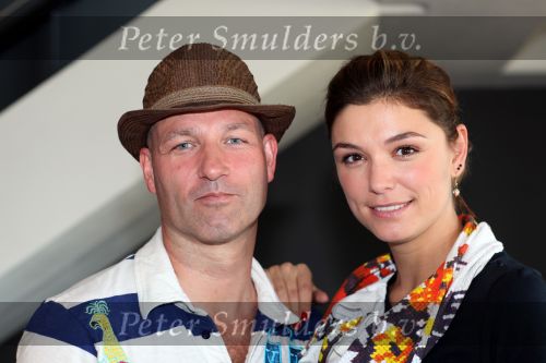 Bussim, 24 Augustus 2009
\'t Spant Perspresentatie RTL Winetrseizoen 2009/2010
Evi Hanssen met Eddy Zoey
Foto Peter Smulders
