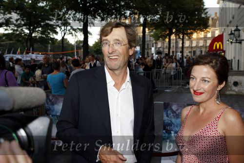 Den Haag 31 augustus 2009
Premiere het leven uit een dag in Pathe den haag. Ferry Mingele met vrouw
Peter Smulders bv