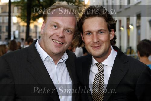 Den Haag 31 augustus 2009
Premiere het leven uit een dag in Pathe den haag.Frits Huffnagel met vriend
Peter Smulders bv