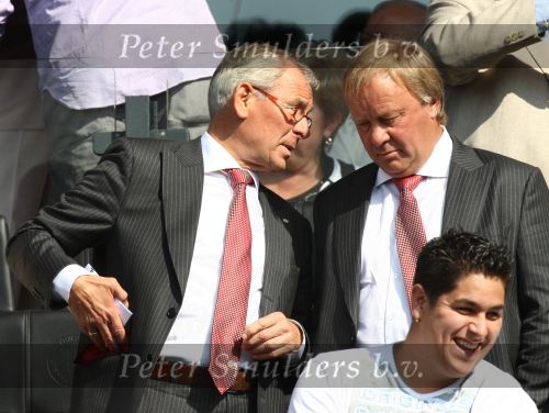 Rotterdam, 20 September 2009
Kompetitiewedstrijd Feyenoord-PSV, eindstand 1-3 Seizoen 2009/2010
Jan Reker met Frits Schuitema
