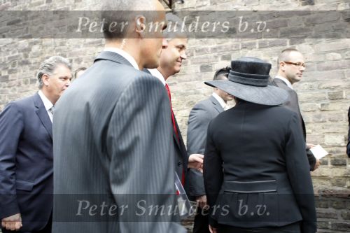 Den Haag 15 september 2009
Prinsjesdag op het binnenhof met alle hoedjes. Geert wilders met zijn vrouw
Peter Smulders bv