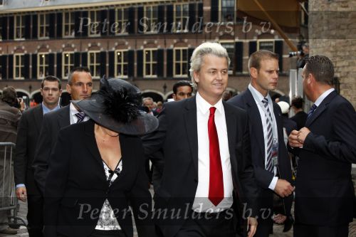 Den Haag 15 september 2009
Prinsjesdag op het binnenhof met alle hoedjes. Geert Wilders met zijn vrouw
Peter Smulders bv