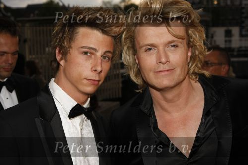 Amsterdam 13 september 2009
Premiere mamma mia in carre. Hans Klok met zijn vriend
Peter Smulders bv