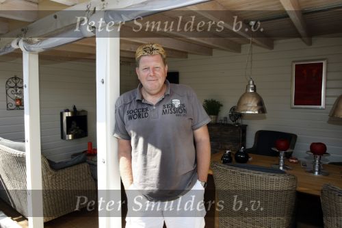 Westerland 22 augustus 2009
Hans Oldersma en zijn kinderen Maikel en Melissa. Hans was de man van dolly dot Ria Brieffies.
Peter Smulders bv