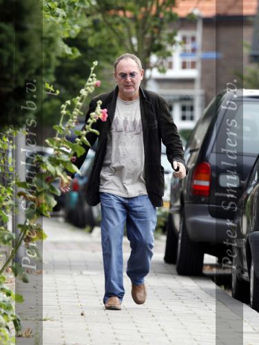 Bussum 12 augustus 2009
 Harry Vermeegen gaat naar massage salon.
Peter Smulders bv