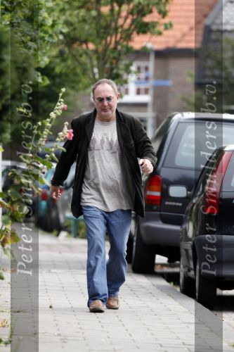 Bussum 12 augustus 2009
 Harry Vermeegen gaat naar massage salon.
Peter Smulders bv