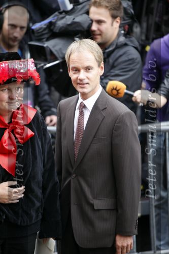 Den Haag 15 september 2009
Prinsjesdag op het binnenhof met alle hoedjes.  Harry v Bommel met Krista van Velzen
Peter Smulders bv