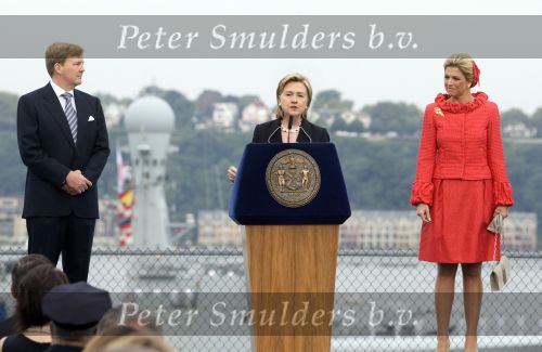 New York 8 september 2009
Prins Willem Alexander Prinses Maxima Michael Bloomberg (Burgemeester NY) en Hillary Clinton op vliegdekschip Intrepid. Welkomst ceremonieel van NYC 400.
Peter Smulders bv