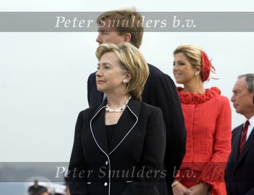 New York 8 september 2009
Prins Willem Alexander Prinses Maxima Michael Bloomberg (Burgemeester NY) en Hillary Clinton op vliegdekschip Intrepid. Welkomst ceremonieel van NYC 400.
Peter Smulders bv