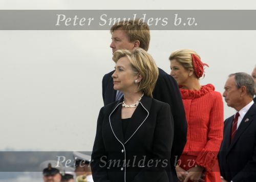 New York 8 september 2009
Prins Willem Alexander Prinses Maxima Michael Bloomberg (Burgemeester NY) en Hillary Clinton op vliegdekschip Intrepid. Welkomst ceremonieel van NYC 400.
Peter Smulders bv