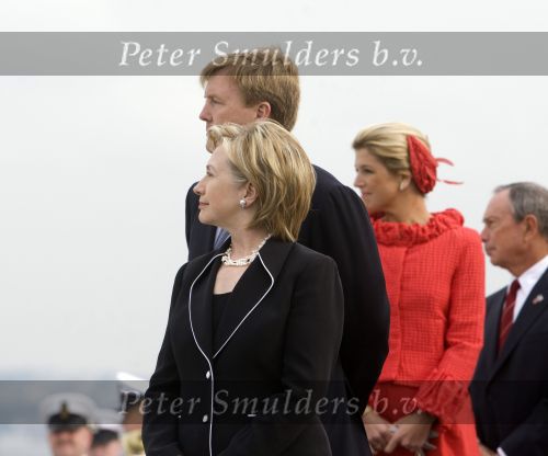 New York 8 september 2009
Prins Willem Alexander Prinses Maxima Michael Bloomberg (Burgemeester NY) en Hillary Clinton op vliegdekschip Intrepid. Welkomst ceremonieel van NYC 400.
Peter Smulders bv