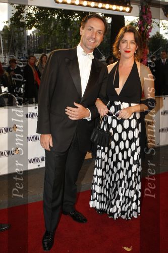 Amsterdam 13 september 2009
Premiere mamma mia in carre. Hugo Haenen met ...
Peter Smulders bv