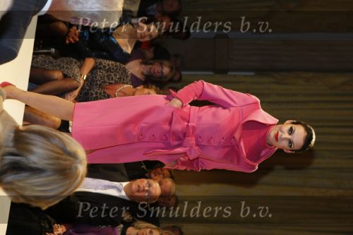 Amsterdam 14 september 2009
Modeshow Frans Molenaar in het amstel hotel. irene v d Laar
Peter Smulders bv
