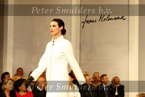 Amsterdam 14 september 2009
Modeshow Frans Molenaar in het amstel hotel. irene v d Laar
Peter Smulders bv