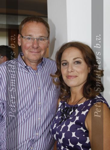 Bussim, 24 Augustus 2009
\'t Spant Perspresentatie RTL Winetrseizoen 2009/2010
Jan de Hoop samen met Margreet Spijker
Foto Peter Smulders