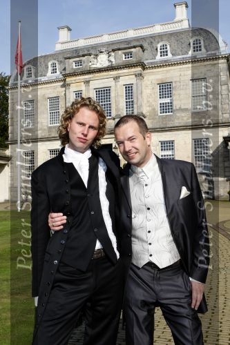 Eefde 18 september 2009
Jeroen Kijk in de Vegte trouwt met zijn vriend Philip op kasteel Voorst.
Peter Smulders bv