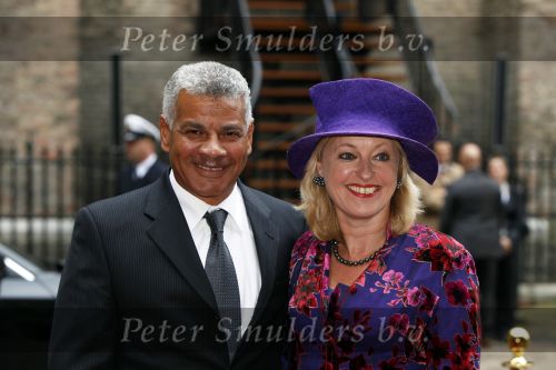 Den Haag 15 september 2009
Prinsjesdag op het binnenhof met alle hoedjes. Jet Bussemaker met man
Peter Smulders bv