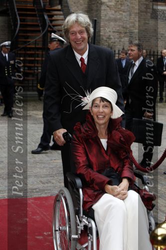 Den Haag 15 september 2009
Prinsjesdag op het binnenhof met alle hoedjes. Jetta Klijnsma met ....
Peter Smulders bv