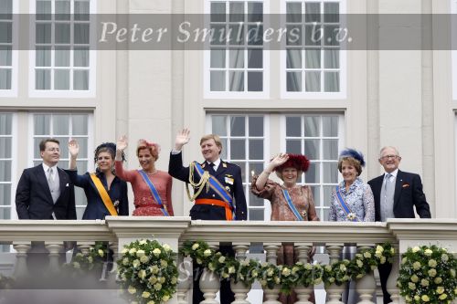 Den Haag 15 september 2009
Prinsjesdag op het binnenhof en de balkonscene op paleis Noordeinde met Koningin Beatrix Prinses Maxima Prins Willem Alexander Prins Constantijn Prinses Laurentien Prinses Margriet en Pieter v Vollenhoven
Peter Smulders bv