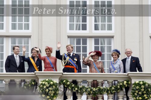 Den Haag 15 september 2009
Prinsjesdag op het binnenhof en de balkonscene op paleis Noordeinde met Koningin Beatrix Prinses Maxima Prins Willem Alexander Prins Constantijn Prinses Laurentien Prinses Margriet en Pieter v Vollenhoven
Peter Smulders bv