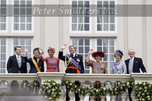 Den Haag 15 september 2009
Prinsjesdag op het binnenhof en de balkonscene op paleis Noordeinde met Koningin Beatrix Prinses Maxima Prins Willem Alexander Prins Constantijn Prinses Laurentien Prinses Margriet en Pieter v Vollenhoven
Peter Smulders bv