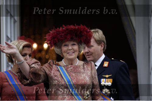 Den Haag 15 september 2009
Prinsjesdag op het binnenhof en de balkonscene op paleis Noordeinde met Koningin Beatrix Prinses Maxima Prins Willem Alexander Prins Constantijn Prinses Laurentien Prinses Margriet en Pieter v Vollenhoven
Peter Smulders bv
