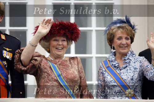 Den Haag 15 september 2009
Prinsjesdag op het binnenhof en de balkonscene op paleis Noordeinde met Koningin Beatrix Prinses Maxima Prins Willem Alexander Prins Constantijn Prinses Laurentien Prinses Margriet en Pieter v Vollenhoven
Peter Smulders bv