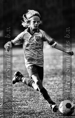 Blaricum 19 september 2009
Marco gaat samen met zijn zoon Luca naar het voetballen en leeft ontzettend mee met hem tijdens de wedstrijd. Luca scoort 3 doelpunten.
Peter Smulders bv