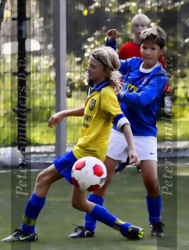 Blaricum 19 september 2009
Marco gaat samen met zijn zoon Luca naar het voetballen en leeft ontzettend mee met hem tijdens de wedstrijd. Luca scoort 3 doelpunten.
Peter Smulders bv