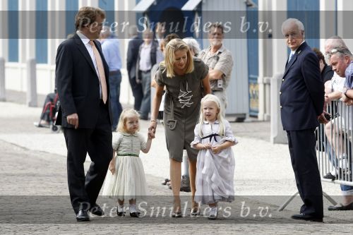 Apeldoorn 20 september 2009
Doop Pieter v Vollenhoven, zoon van Prins Pieter Christiaan en prinses Anita op paleis het Loo. Ook zijn zus Emma is aanwezig. Prinses Mabel Wisse Smit met Prins Friso en hun kinderen Luana en Zaria
Peter Smulders bv