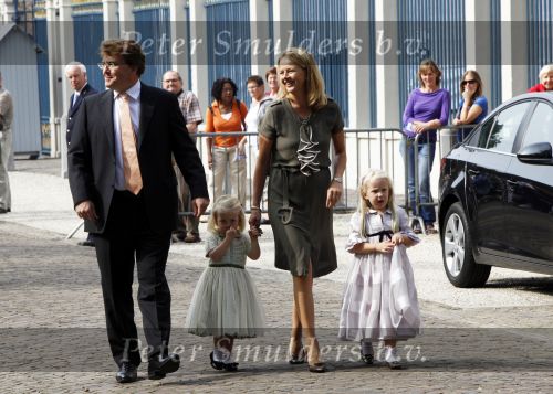Apeldoorn 20 september 2009
Doop Pieter v Vollenhoven, zoon van Prins Pieter Christiaan en prinses Anita op paleis het Loo. Ook zijn zus Emma is aanwezig. Prinses Mabel Wisse Smit met Prins Friso en hun kinderen Luana en Zaria
Peter Smulders bv